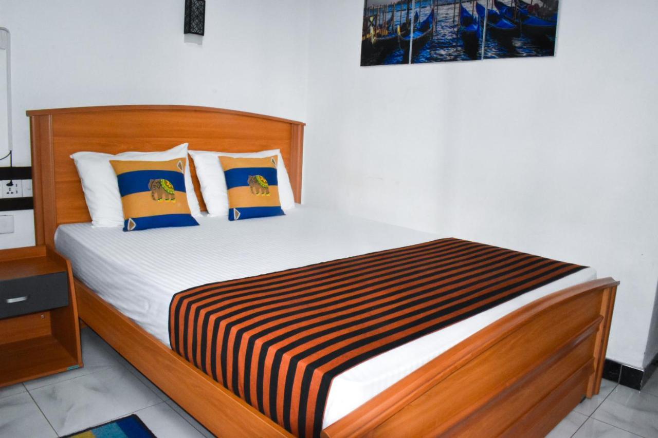 Myr-O Homestay Kombichankulama Zewnętrze zdjęcie